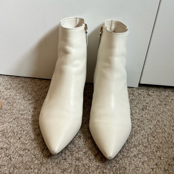 $298 J. Crew Ivory White Kitten-Heeled Ankle Boots Leather Heels size 6.5 - Picture 2 of 8